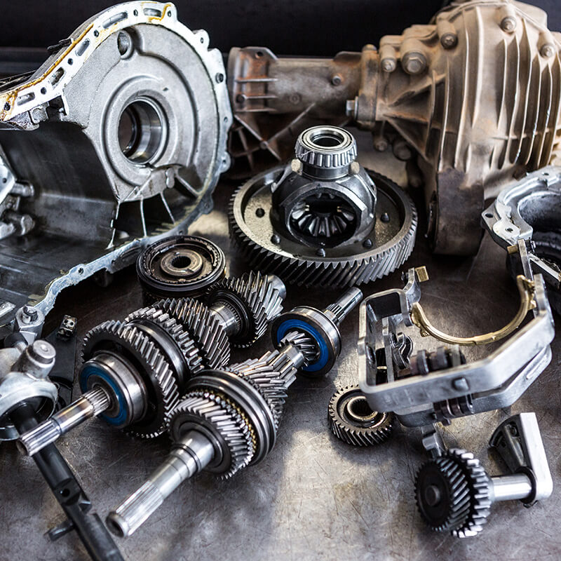 Getriebe- und Motorenteile